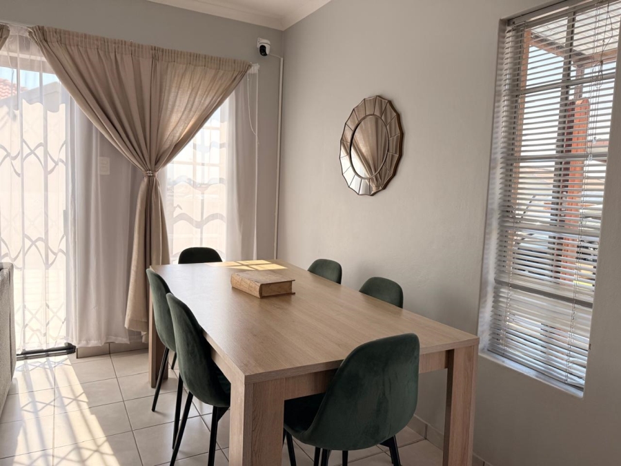 3 Bedroom Property for Sale in Waterkloof East North West